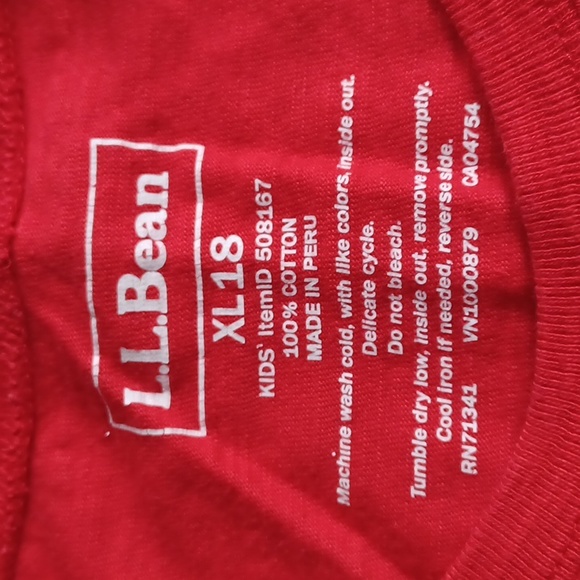 L.L Bean "Happy Camper" long sleeve. Boys size 18. Red. - Picture 3 of 4
